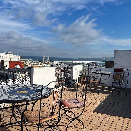 Hostel The Atlas Lion 丹吉尔 外观 照片