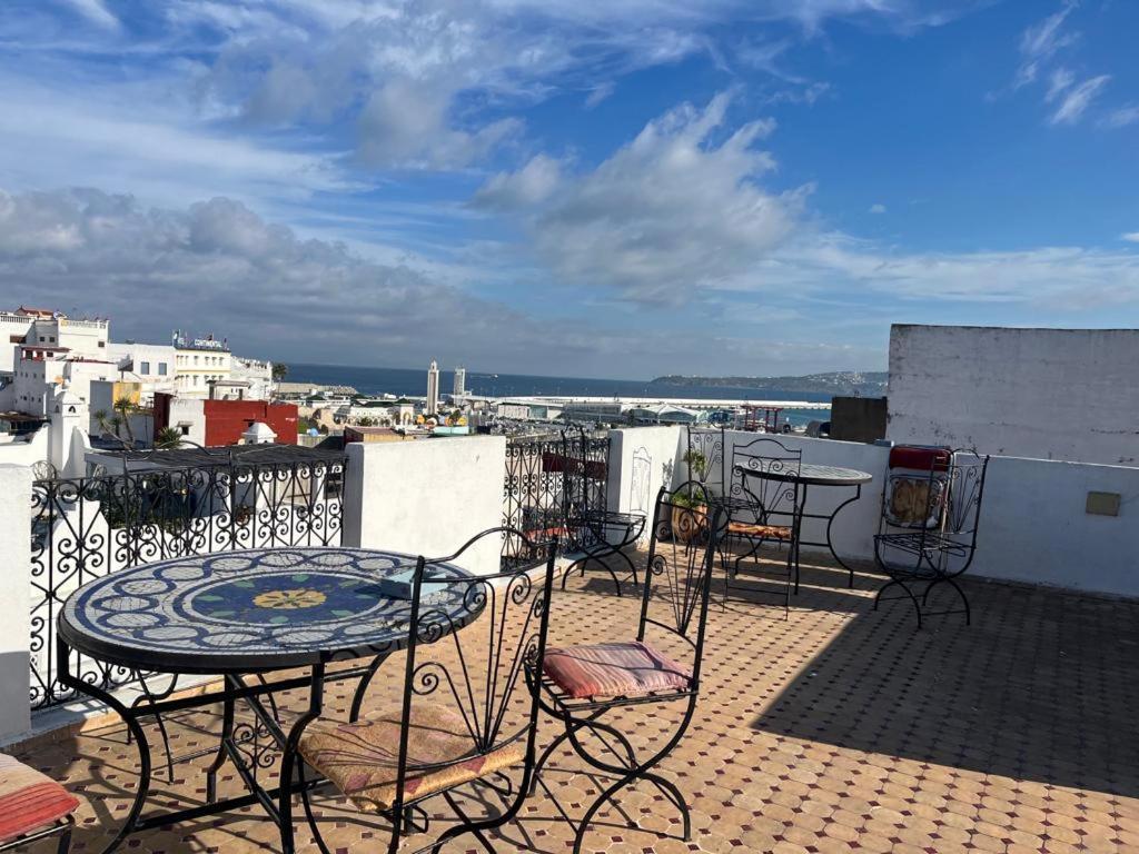 Hostel The Atlas Lion 丹吉尔 外观 照片